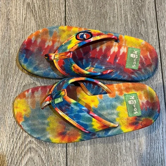 Grateful Dead x sanuk collab sandals flip flop tie dye